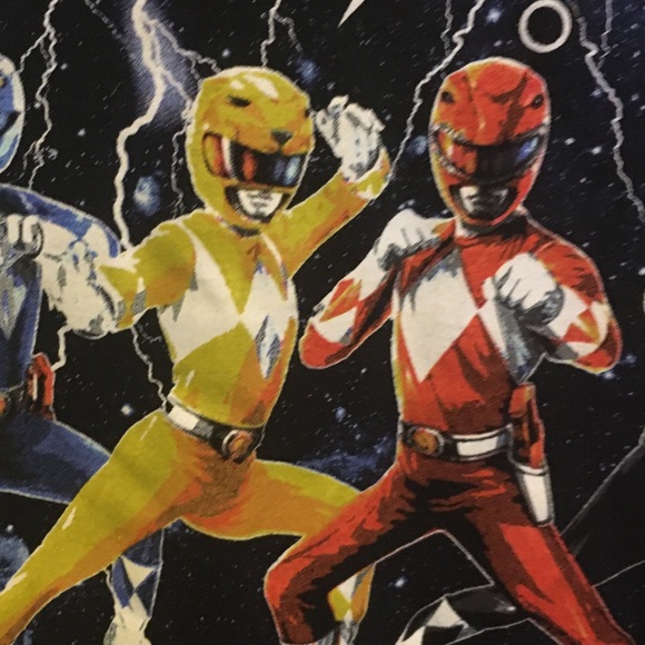 ‼️CLOSING SALE EVERYTHING MUST GO‼️
New like Power Rangers black T-shirt - Picture 5 of 7